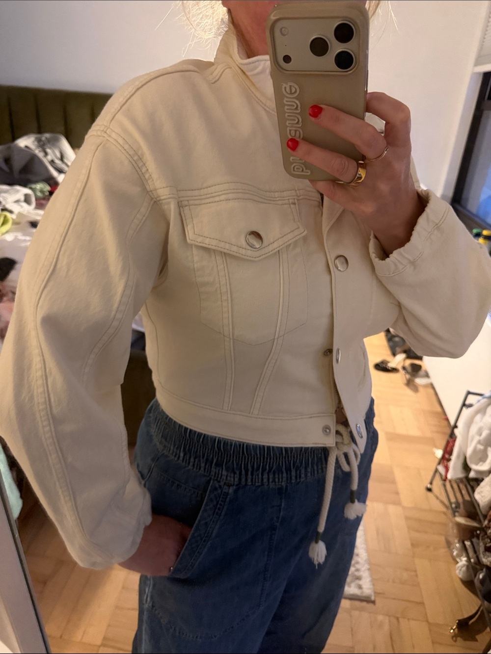 Abercrombie & Fitch Cream Cropped Denim Jacket